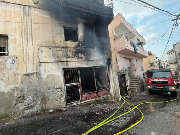 זירת השריפה במבנה המגורים