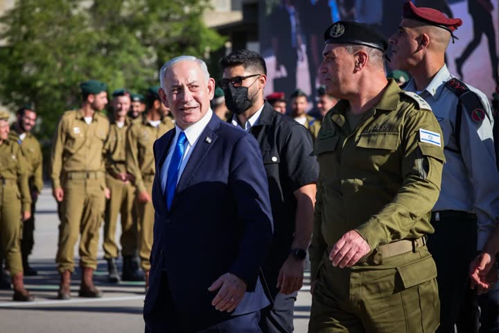 ראש הממשלה והרמטכ״ל בביקור ביטחוני
