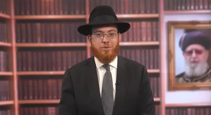 רב מעביר שיעור הלכתי