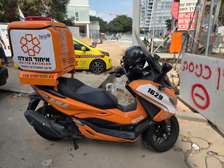 אופנוע חירום של איחוד הצלה בזירה