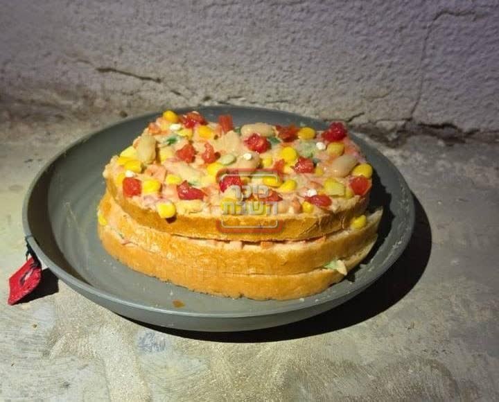 העוגה שהכינו האסירים הביטחוניים