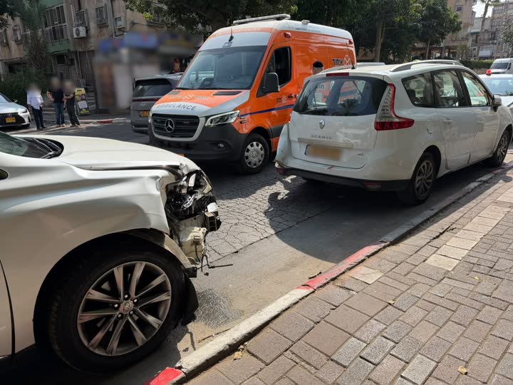 זירת תאונת דרכים בבני ברק