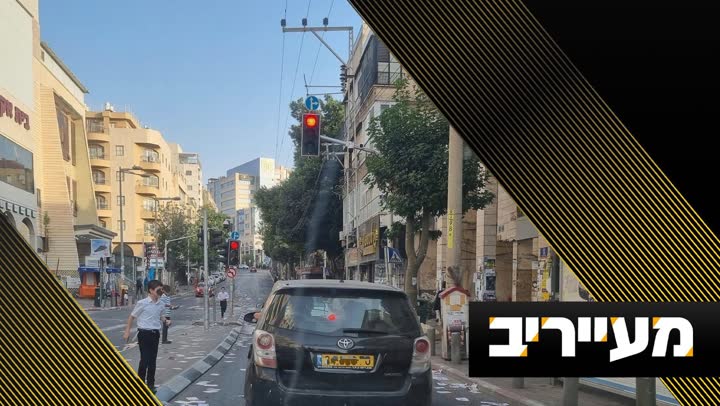 רכב הנוסע ברחובות בני ברק