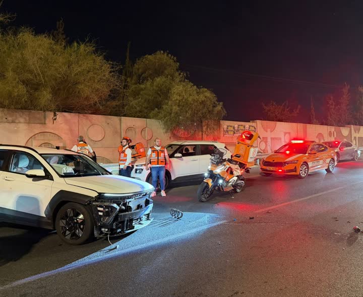 זירת תאונת דרכים בכביש 4
