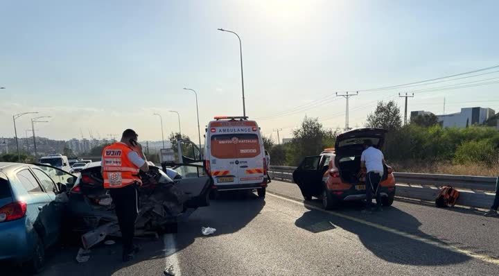 זירת תאונת דרכים בכביש 38