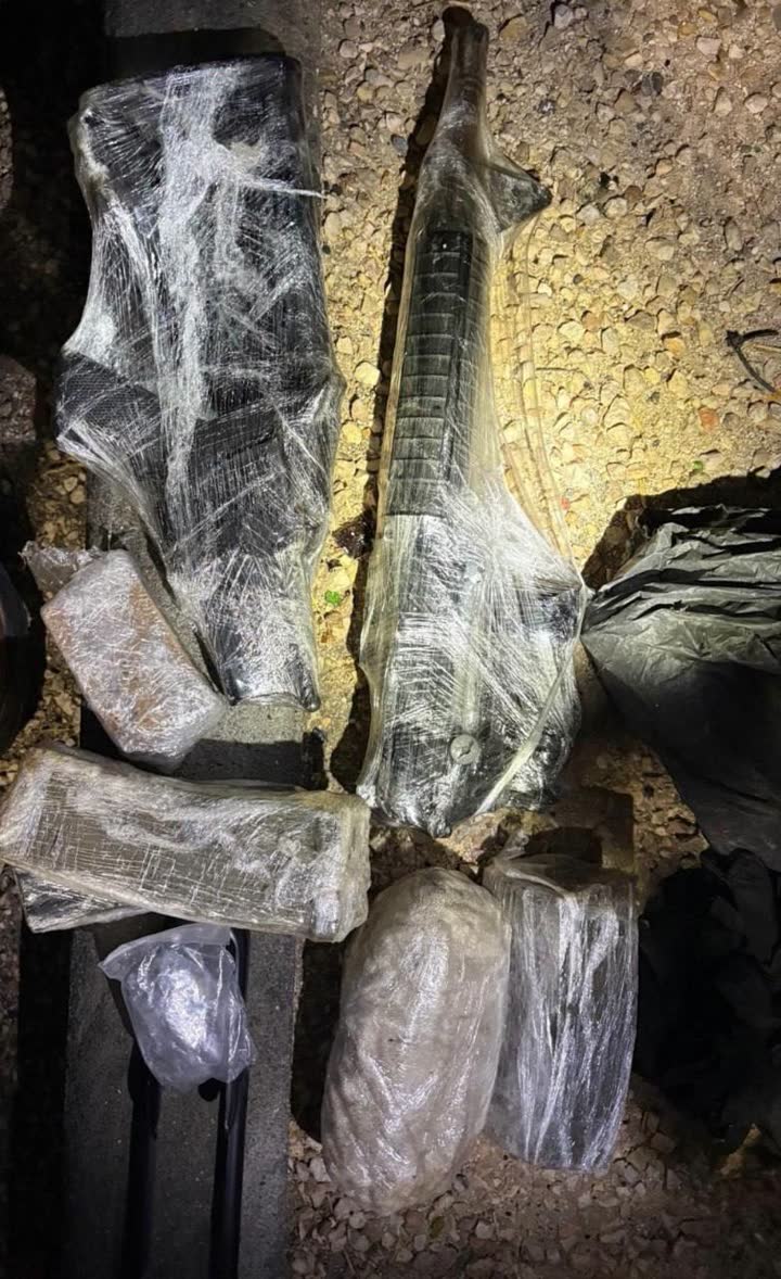 אמצעי לחימה שנתפסו בפעילות בחברון