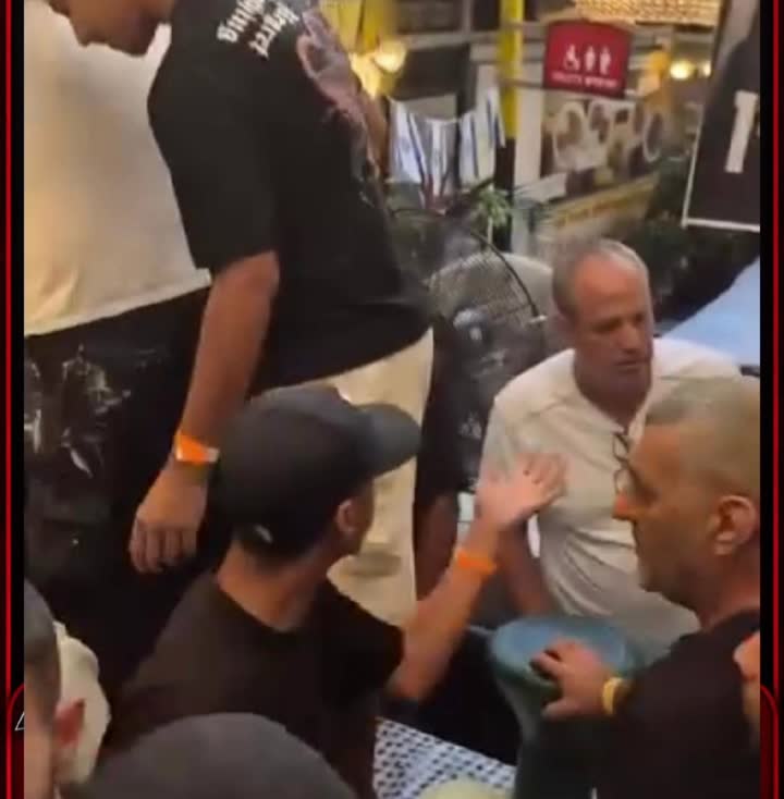 אדם מבוגר מותקף בשוק מחנה יהודה